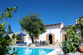 Silver Gem Villa With Private Pool