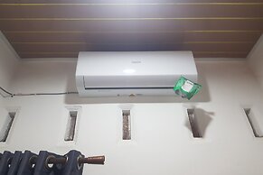 OYO 93709 Rose Inn 2