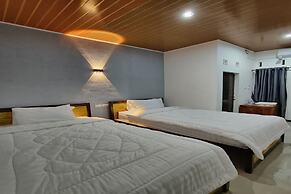 OYO 93709 Rose Inn 2