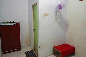 OYO Life 93712 Vanda Family