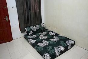 OYO Life 93712 Vanda Family