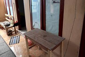 OYO Life 93712 Vanda Family