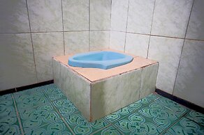 OYO Life 93712 Vanda Family