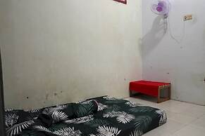 OYO Life 93712 Vanda Family