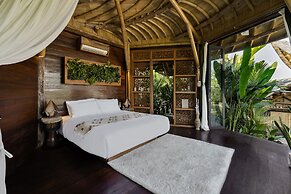 Earthship Ubud Eco Villa