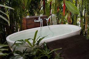 Earthship Ubud Eco Villa