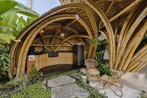 Earthship Ubud Eco Villa