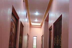 Goroomgo Mahamaya Guest House Varanasi