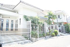 OYO 93710 Bidara Guest House Syariah