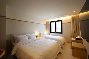 H AVENUE  Jecheon Station