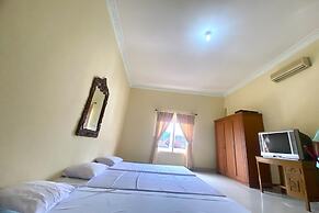 SPOT ON 93711 Kenzie Bunkbed Syariah