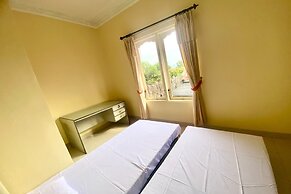 SPOT ON 93711 Kenzie Bunkbed Syariah