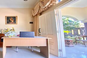 SPOT ON 93711 Kenzie Bunkbed Syariah