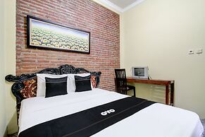 Capital O 93716 Family Guesthouse Syariah