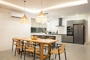 Modern 3 Bedroom Villa - KBR16