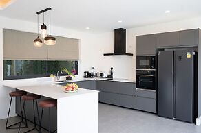 Modern 3 Bedroom Villa - KBR16