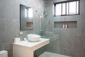 Modern 3 Bedroom Villa - KBR16