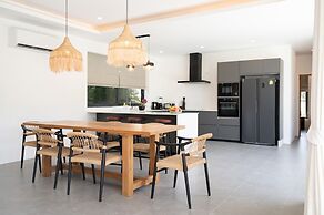 Modern 3 Bedroom Villa - KBR16