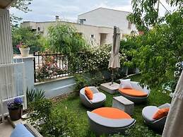 Ellawilla Suit House