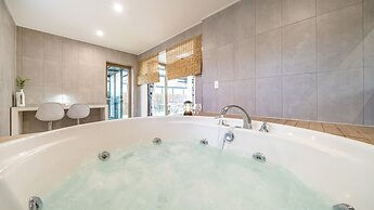 Hongcheon Noilgangmaeul Pet Pension