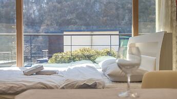 Hongcheon Noilgangmaeul Pet Pension