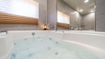 Hongcheon Noilgangmaeul Pet Pension