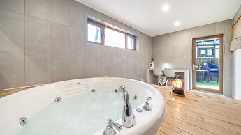 Hongcheon Noilgangmaeul Pet Pension