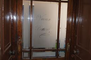 PIGNASECCA GUEST HOUSE