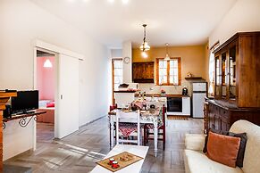 Comfortable Home Vittoria8 Among Greenery