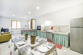 Comfortable Home Vittoria8 Among Greenery