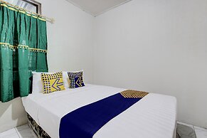 SPOT ON 93717 Nayus Homestay Syariah 4