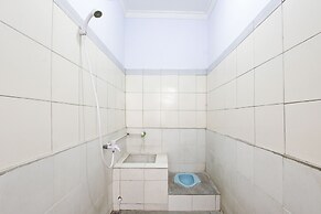 SPOT ON 93717 Nayus Homestay Syariah 4