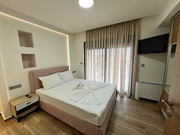 Elegant & Stylish Villas With Shared Pool in Crete