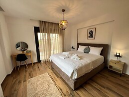 Elegant & Stylish Villas With Shared Pool in Crete