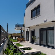 Elegant & Stylish Villas With Shared Pool in Crete