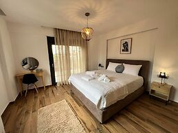 Elegant and Stylish Villas Complex in Crete