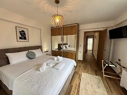 Elegant and Stylish Villas Complex in Crete