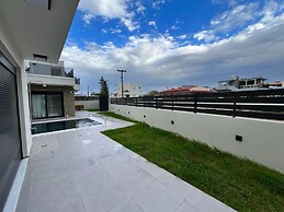 Elegant and Stylish Villas Complex in Crete