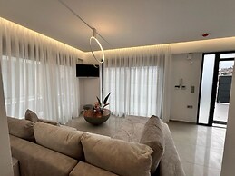 Elegant and Stylish Villas Complex in Crete