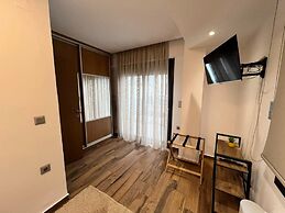 Elegant and Stylish Villas Complex in Crete