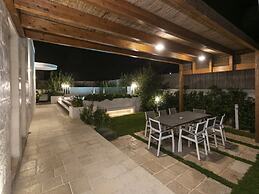 Charming Villa Close to the Beach - Beahost