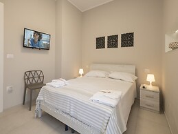 Charming Villa Close to the Beach - Beahost