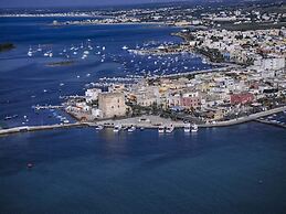 Charming Villa Close to the Beach - Beahost