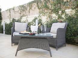 Charming Villa Close to the Beach - Beahost