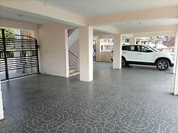 Goroomgo Thakur Home's Shimla