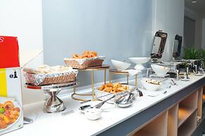 Hotel Kyzen HiTech City- Your Zenly Stay