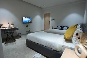 Hotel Kyzen HiTech City- Your Zenly Stay