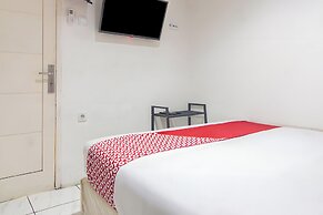 OYO 93720 3D Residence Near Univ. Tarumanegara