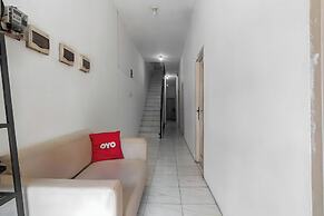 OYO 93720 3D Residence Near Univ. Tarumanegara