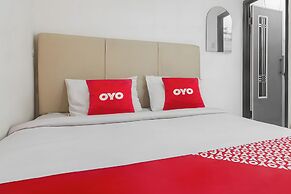 OYO 93720 3D Residence Near Univ. Tarumanegara